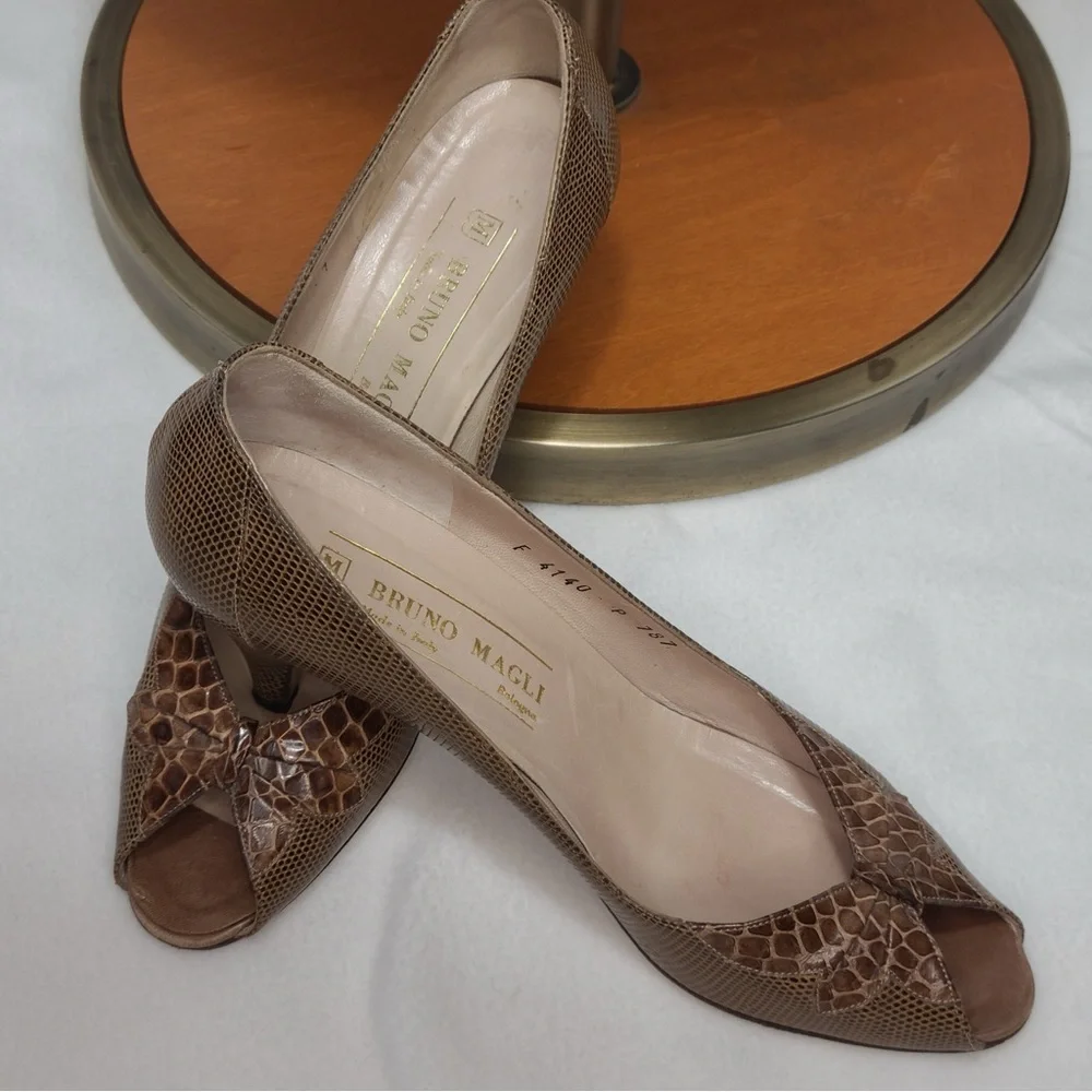 Bruno Magli Size 7 Narrow Peep Toe Reptile Vintage 80s GVC - Picture 1 of 5